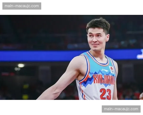 扎卡里·纳托尔单场10助攻 新疆外援组织串联